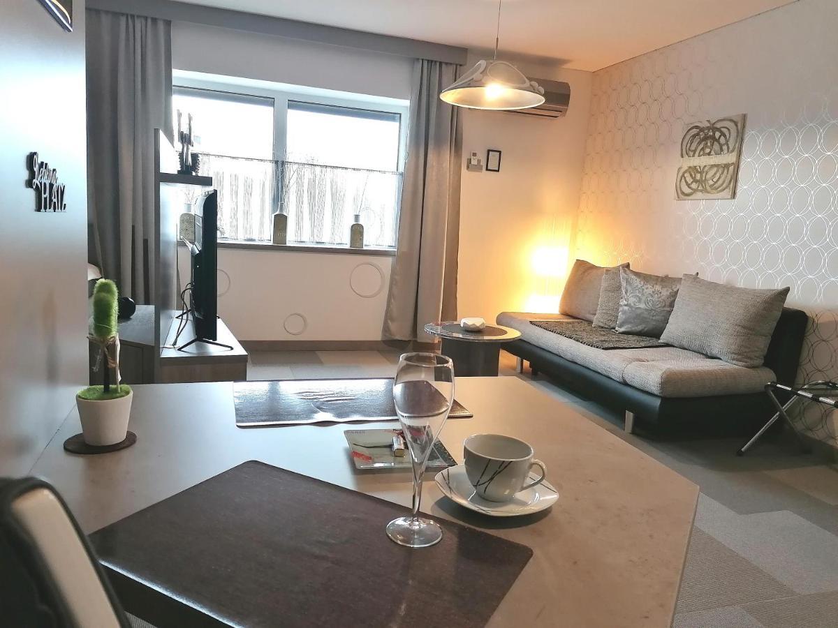 Business Apartments Hohenems Exterior foto