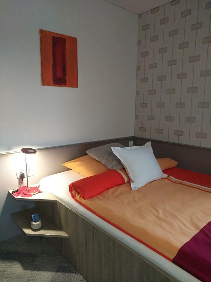Business Apartments Hohenems Exterior foto